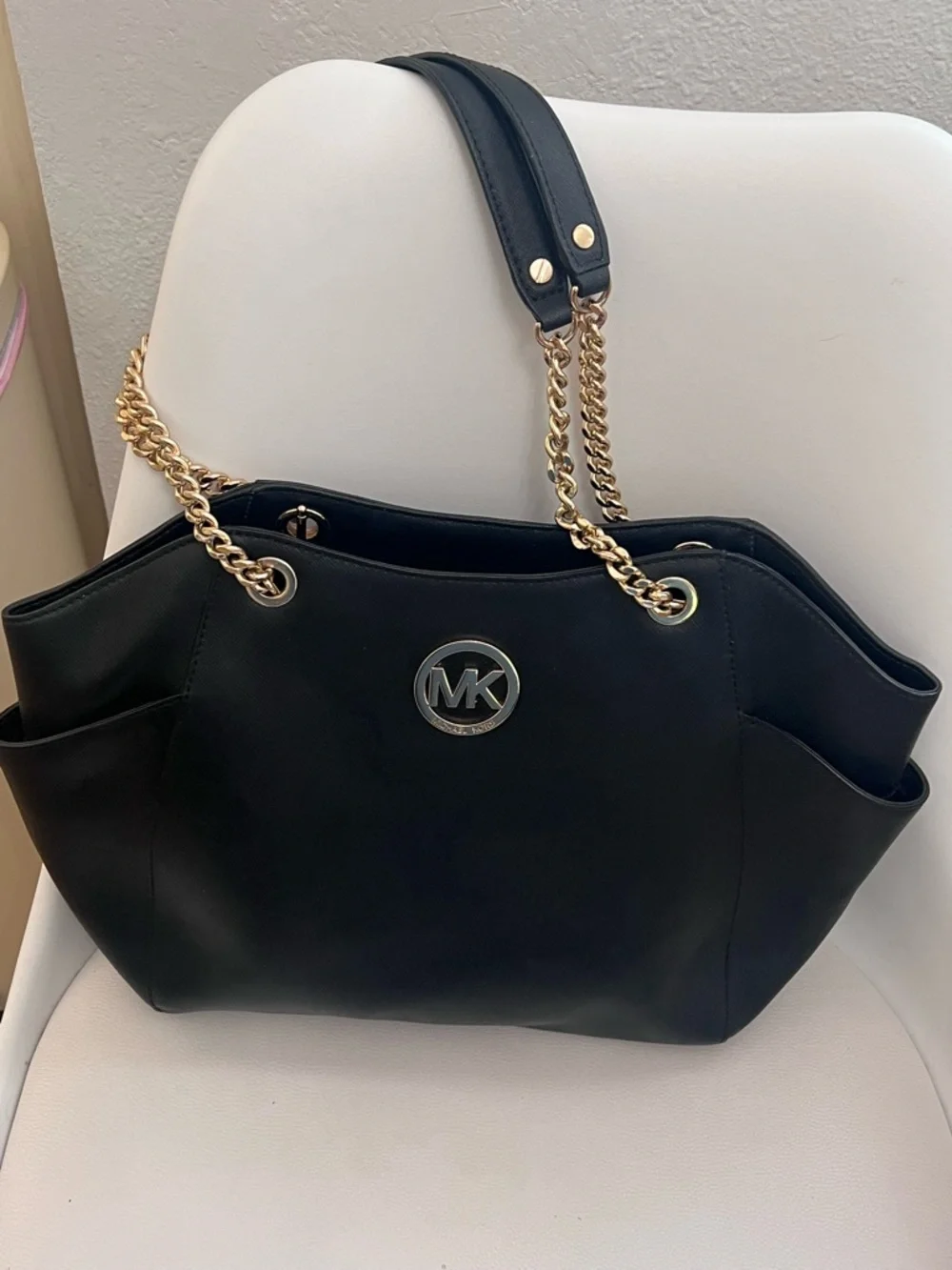MAKE OFFER - MICHAEL KORS Jet Set Saffiano Leather Tote Matching Wristlet wallet